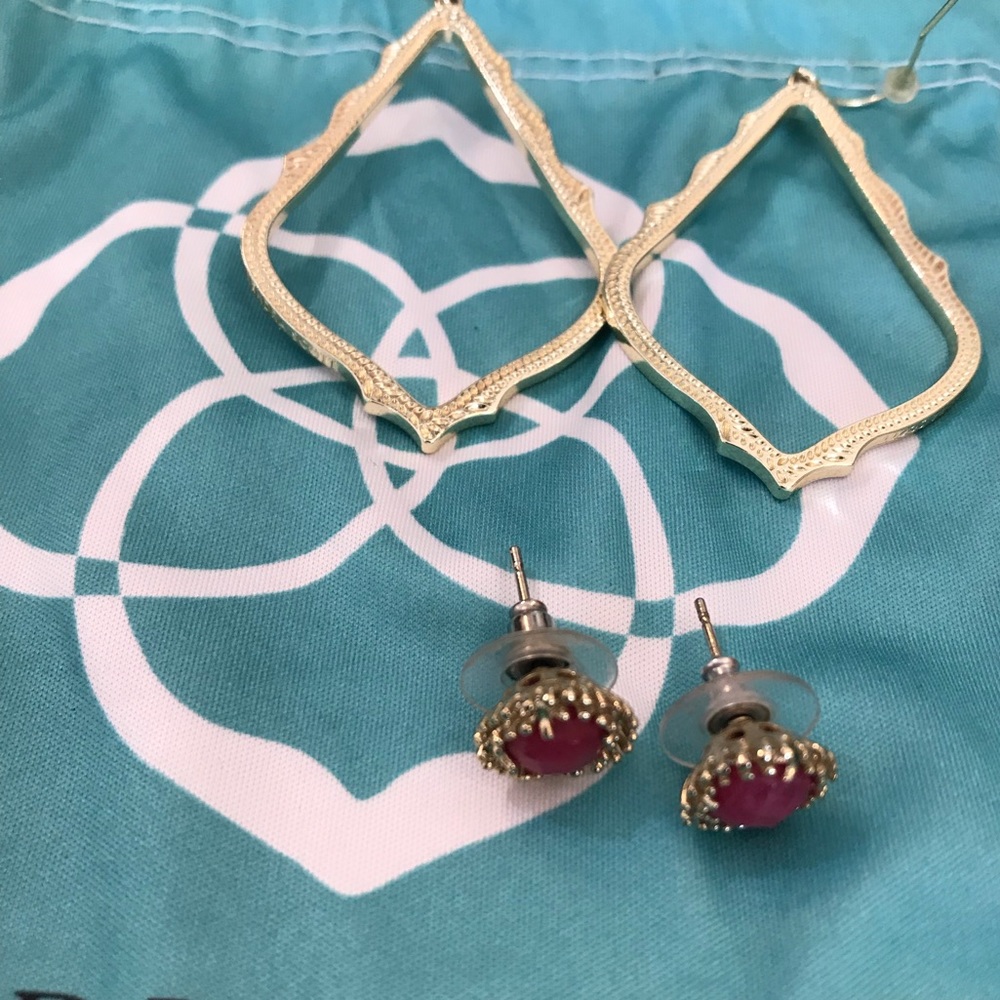Kendra Scott earrings - Sophee drop, maroon studs